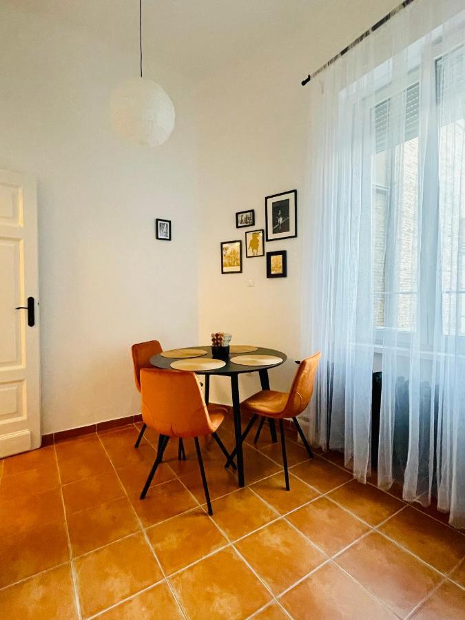 Apartament Charm Boutique *
